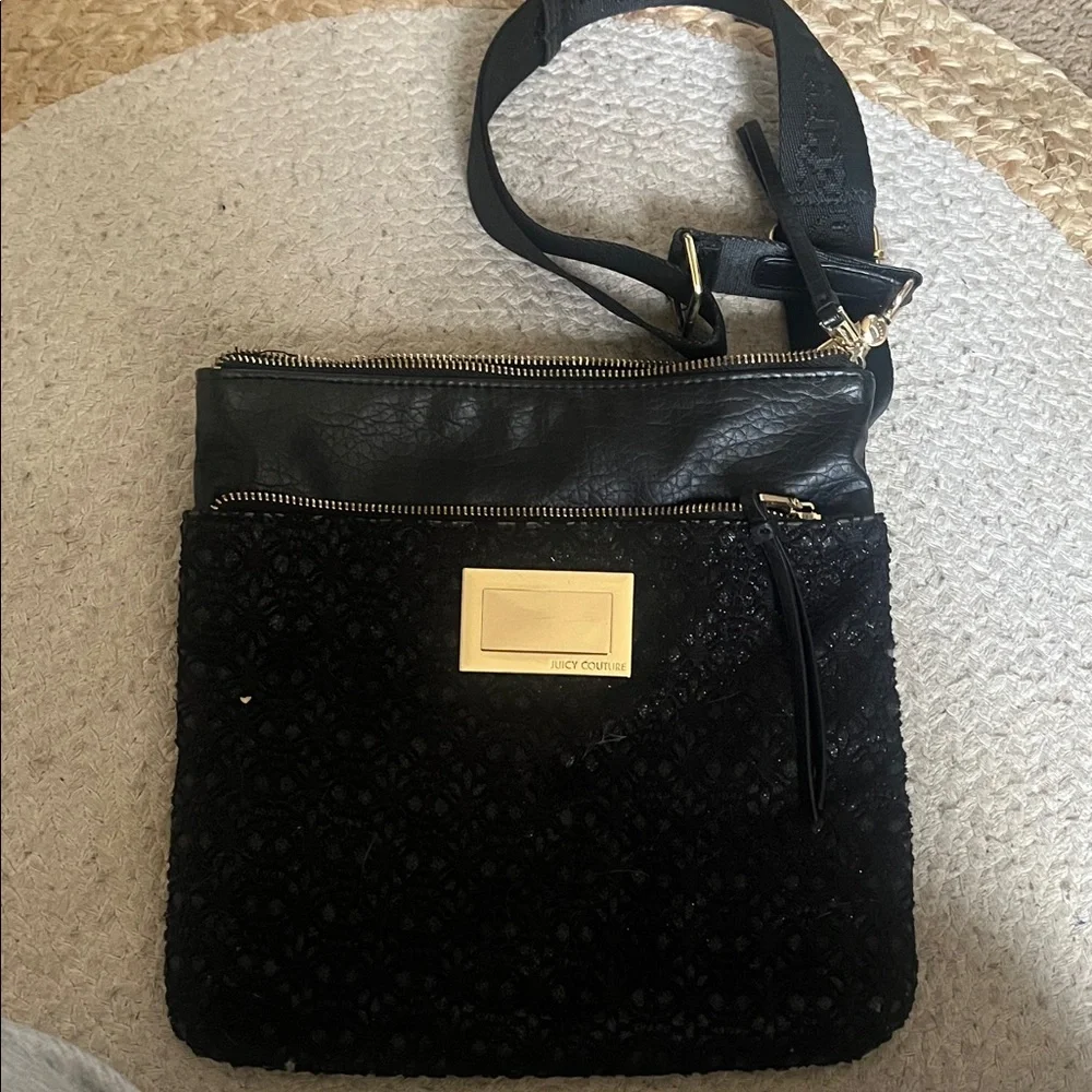 Juicy Couture Black Crossbody Bag with Gold Details - Picture 1 of 2